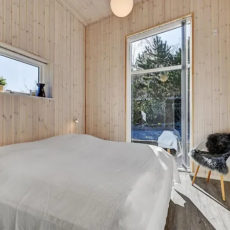 Ylvi - 250m From The Sea By Interhome